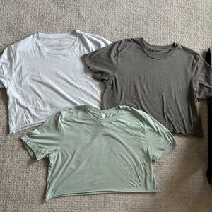 Basic color crop tops